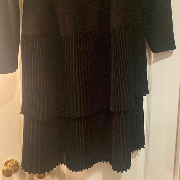 Vintage 80s/90s PSI by Alvin Bell Black Dress with 2 tiers of pleats. - Picture 2 of 5